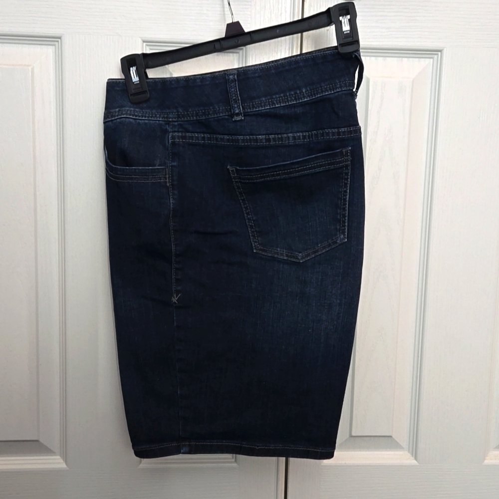 Tighter Tummy Fit by Lane Bryant, Size 14, dark wash